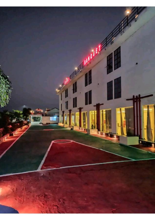 Gods County Hotels & Resorts Tarapith Eksteriør bilde
