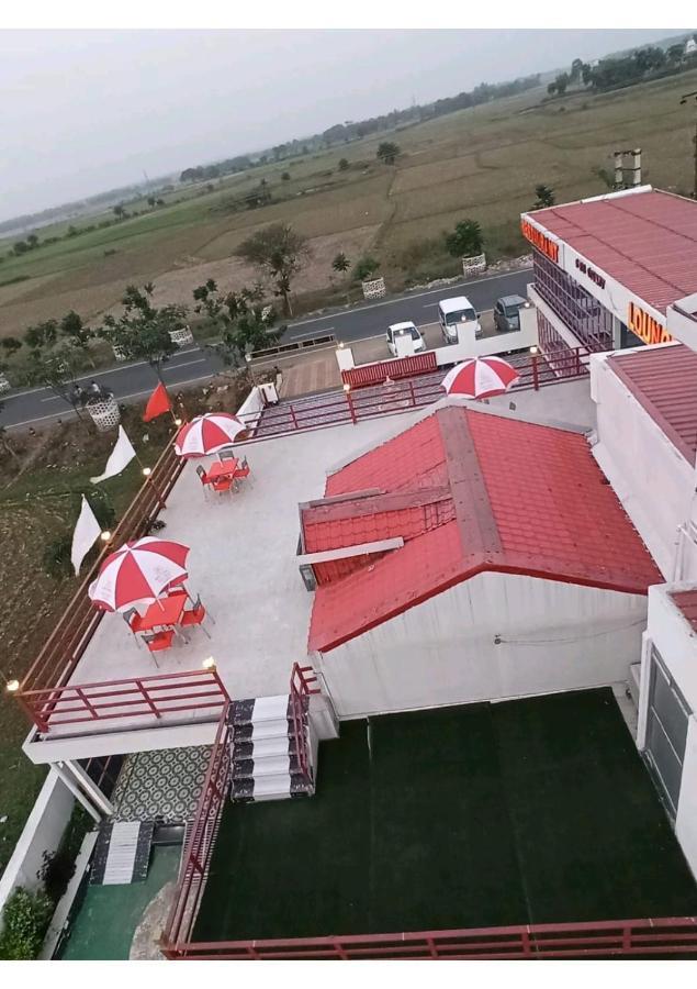 Gods County Hotels & Resorts Tarapith Eksteriør bilde