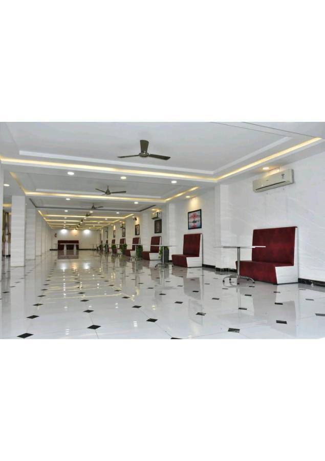 Gods County Hotels & Resorts Tarapith Eksteriør bilde