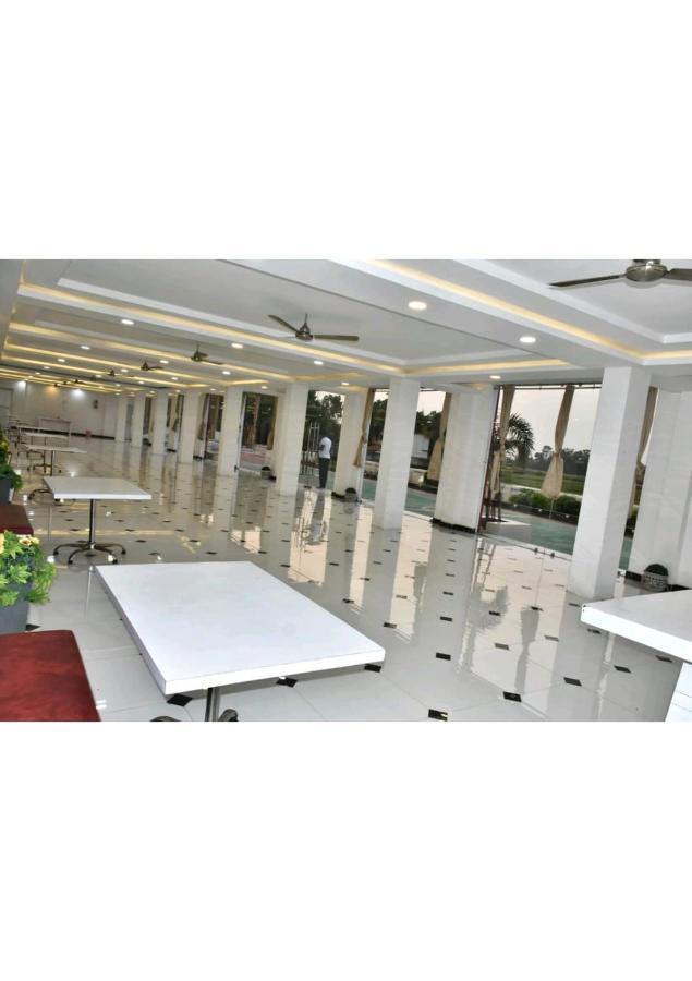 Gods County Hotels & Resorts Tarapith Eksteriør bilde