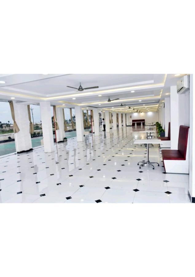 Gods County Hotels & Resorts Tarapith Eksteriør bilde