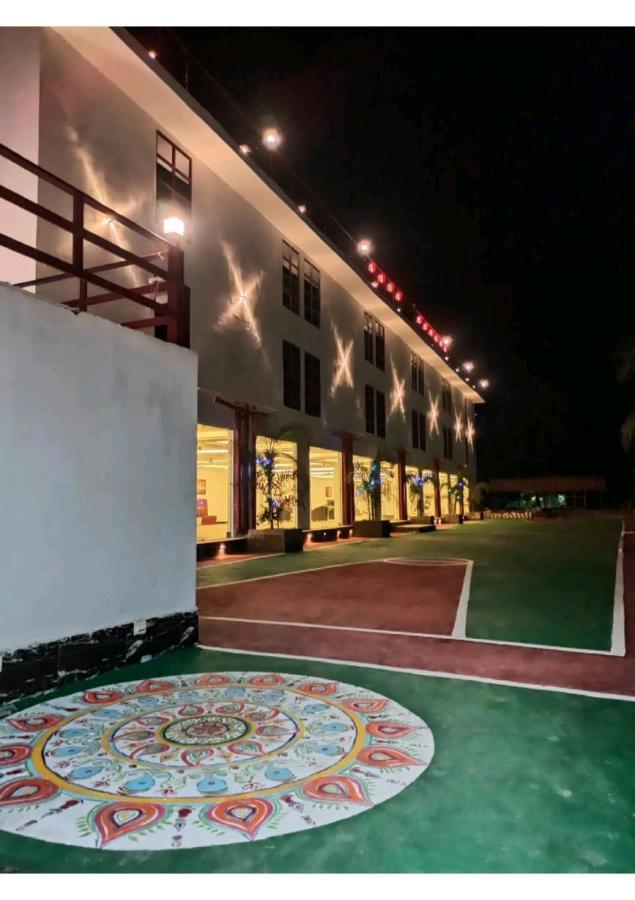 Gods County Hotels & Resorts Tarapith Eksteriør bilde