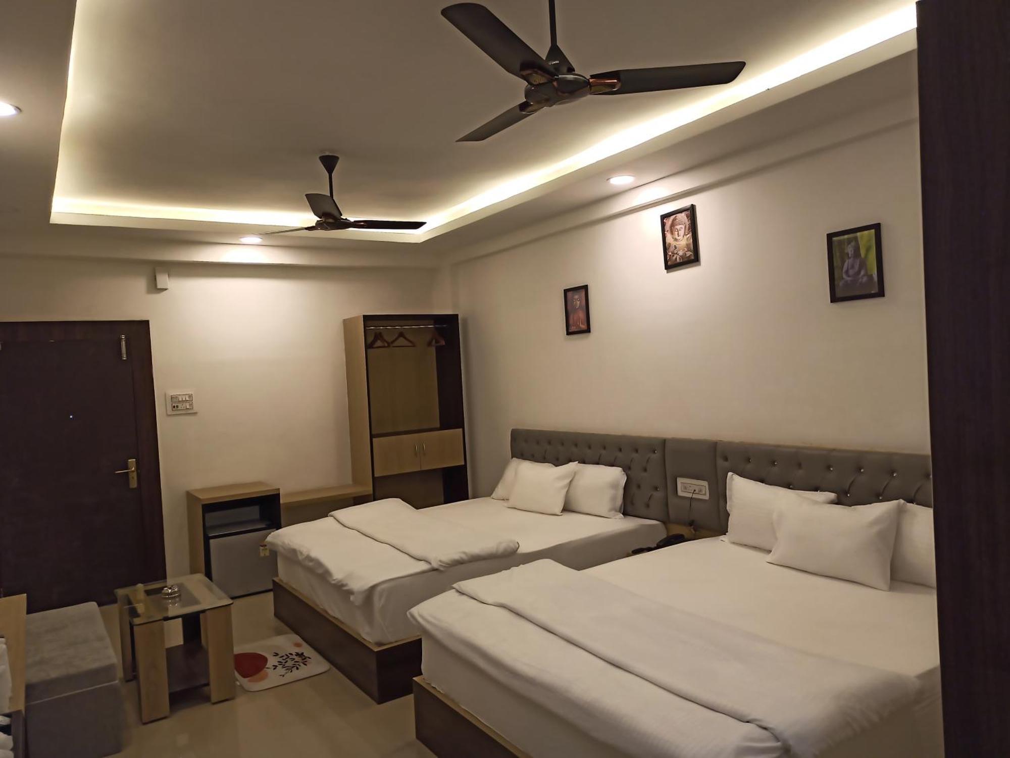 Gods County Hotels & Resorts Tarapith Eksteriør bilde