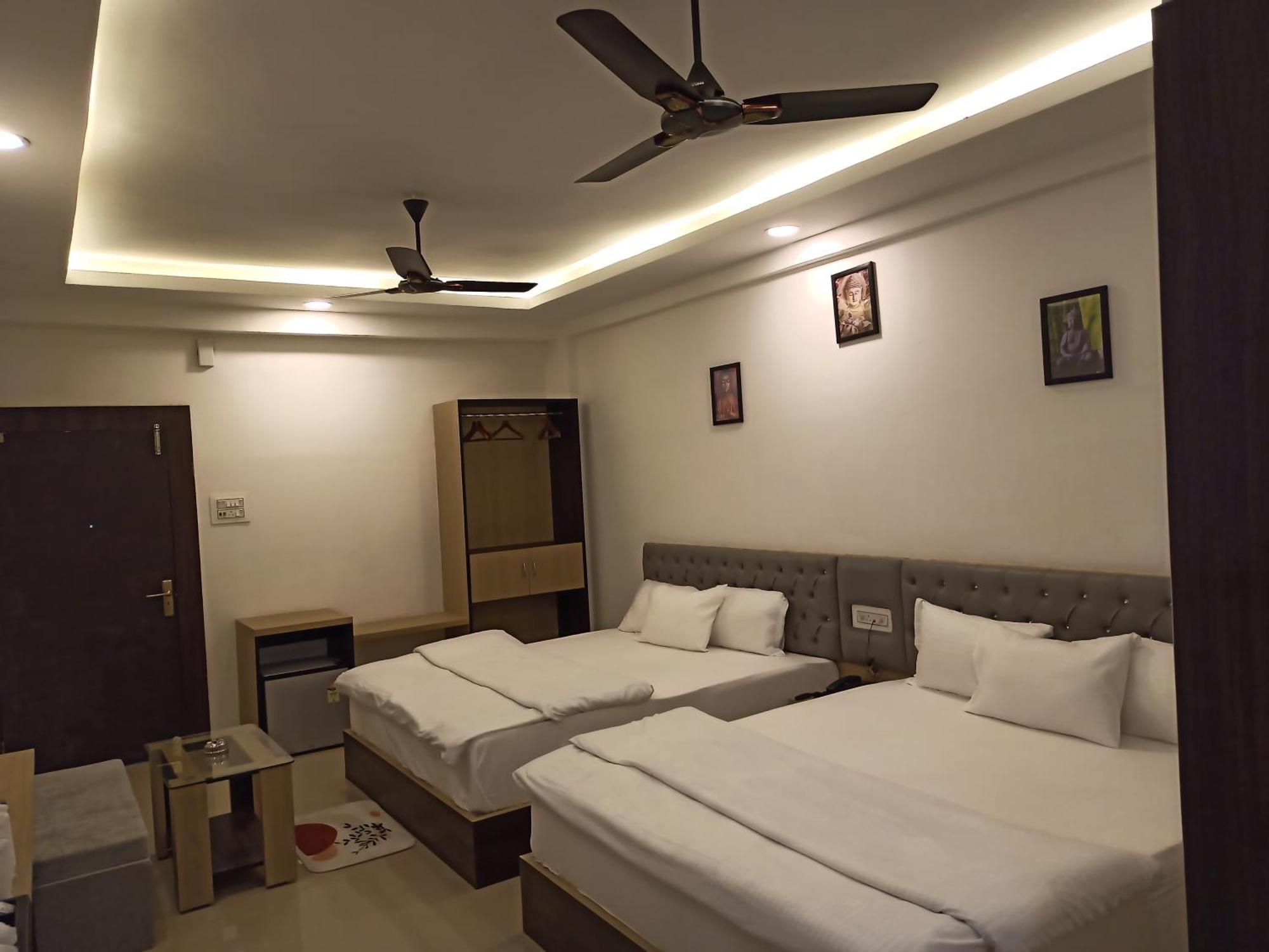 Gods County Hotels & Resorts Tarapith Eksteriør bilde