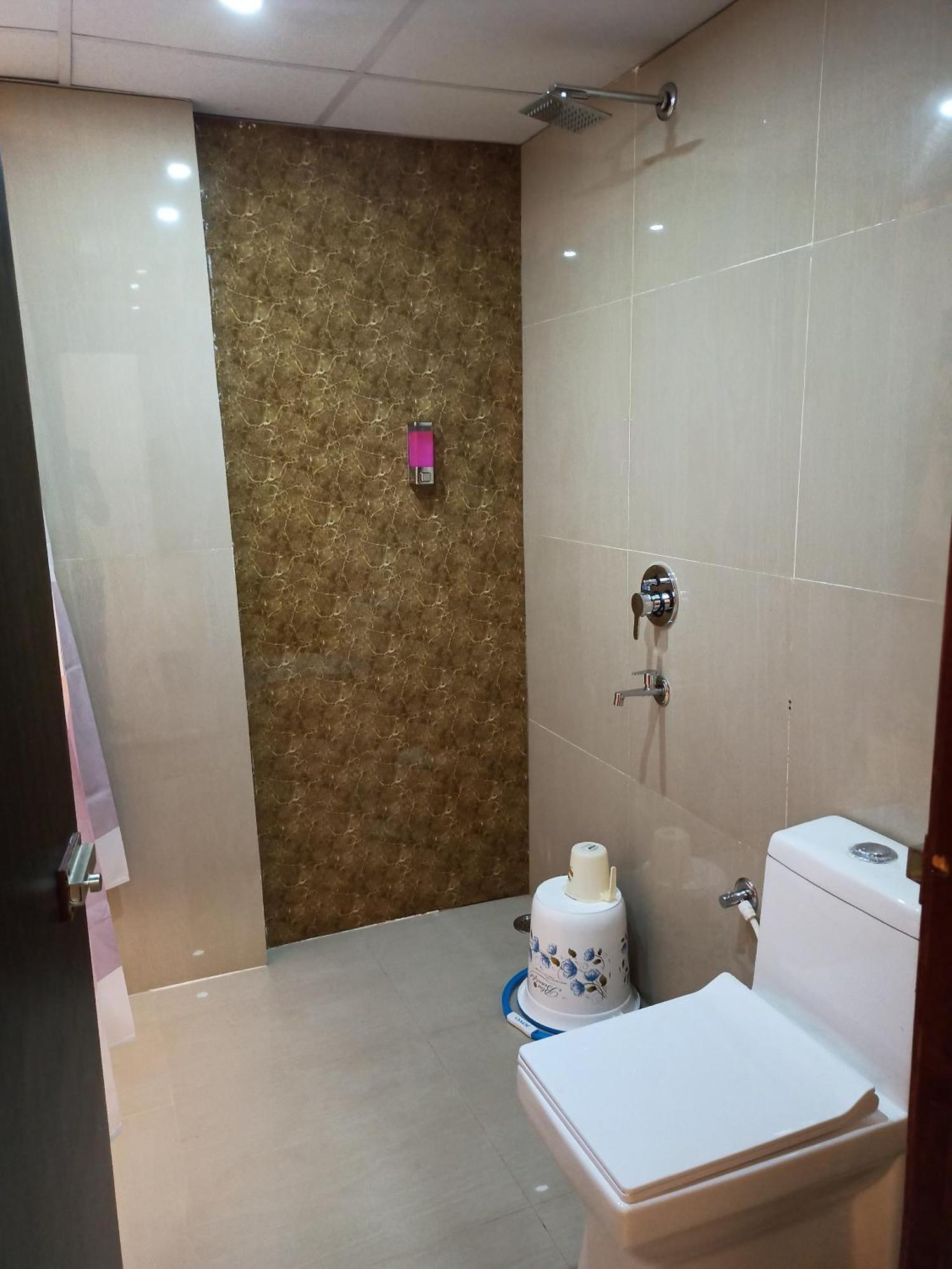 Gods County Hotels & Resorts Tarapith Eksteriør bilde